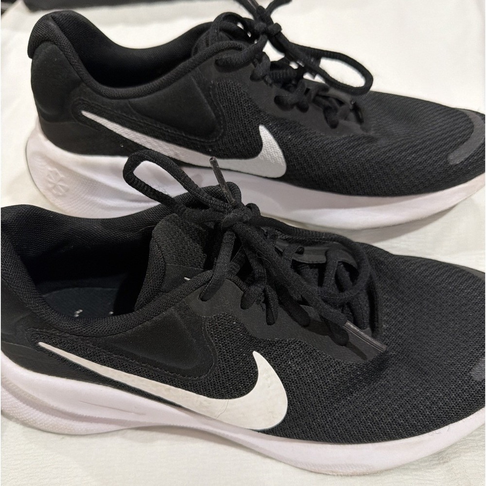 Nike‎ Revolution 6 Next Nature Mens 8.5 Running Shoes Black White Gym Streetwear